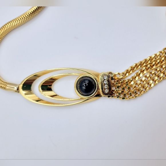 Long Gold and Black Vintage Necklace - Picture 4 of 5